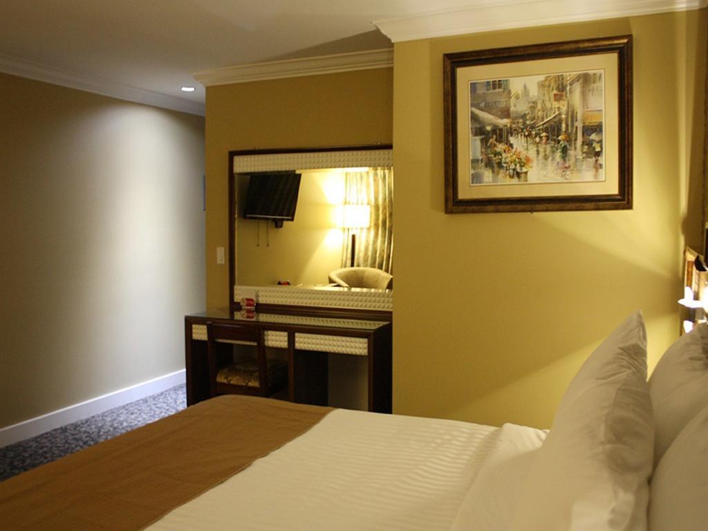 The Deluxe Hotel Vancouver Luaran gambar